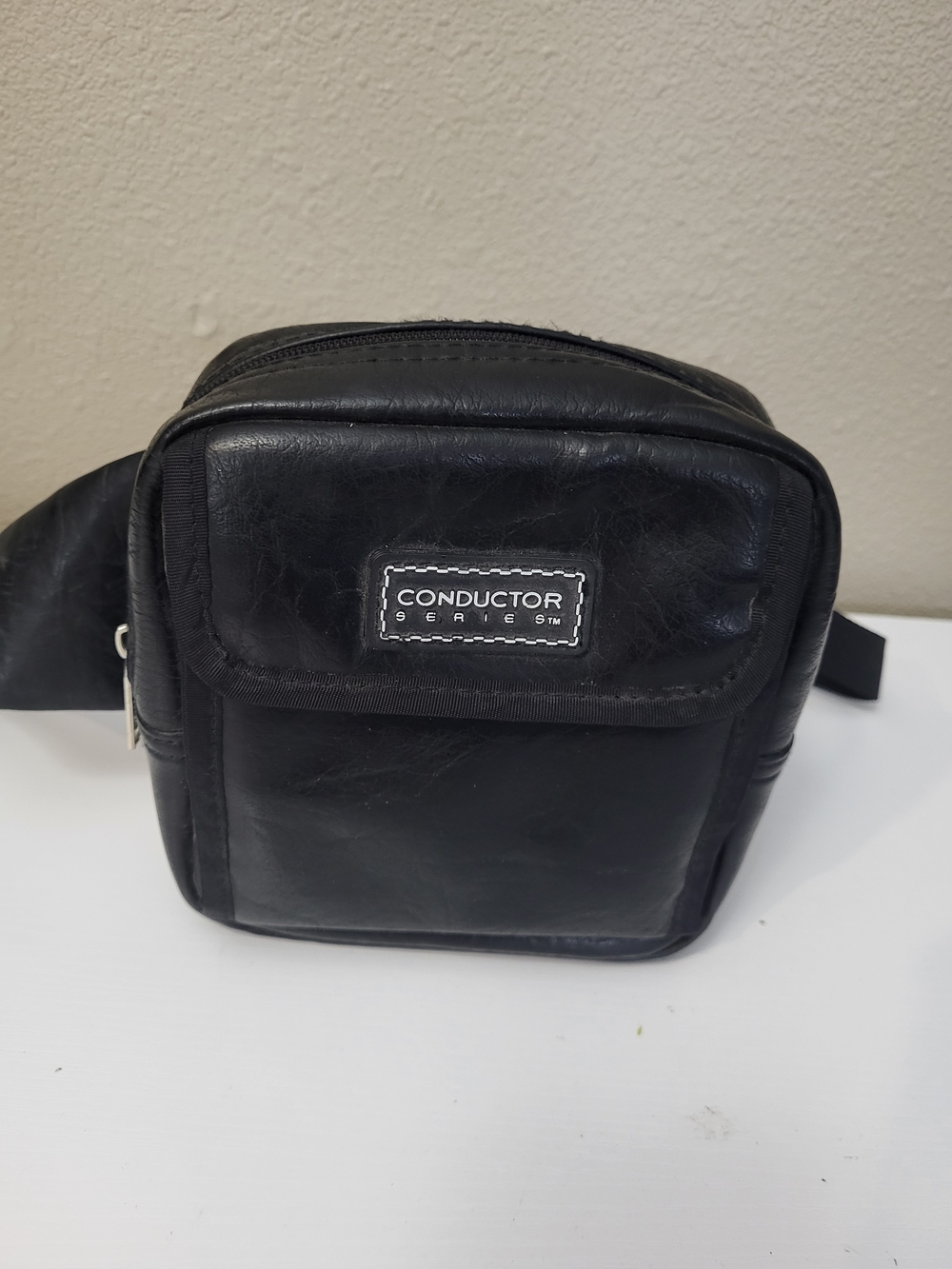 Conductor Series Waist Fanny Pack For Electronics/ Cd With Wallet Leather Bag